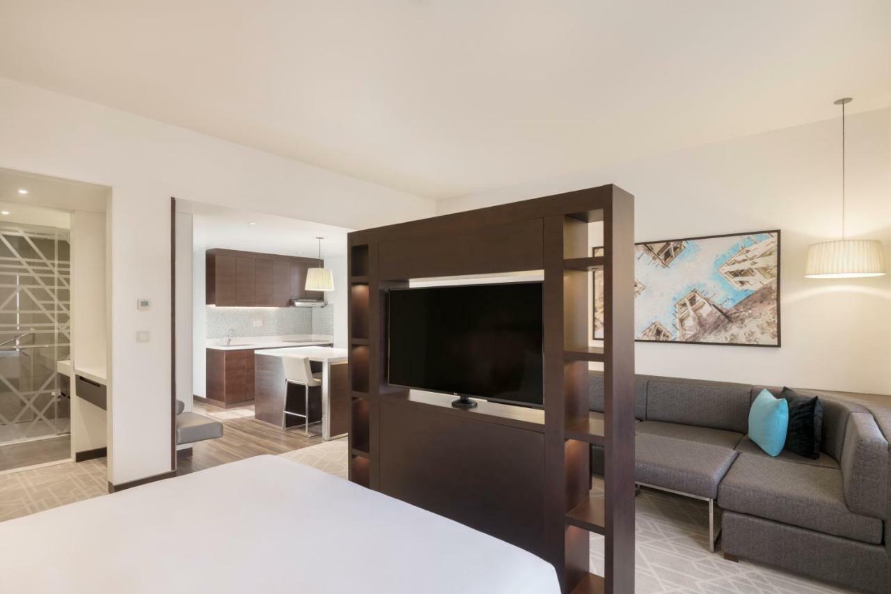 Hyatt Place Dubai Wasl District Residences Εξωτερικό φωτογραφία